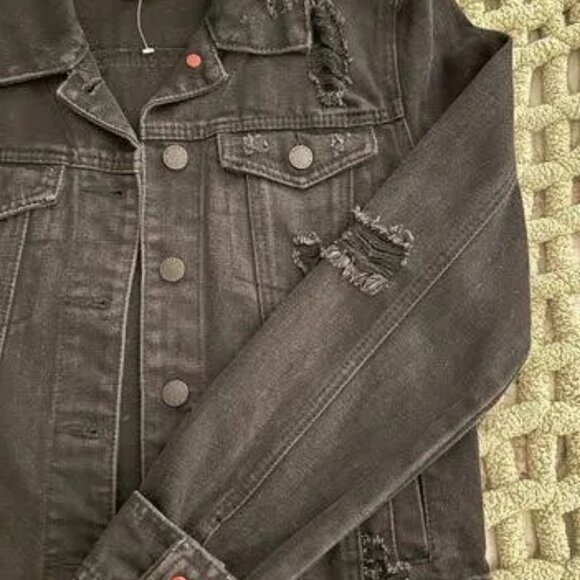 Bullhead Distressed Denim Jacket - Picture 5 of 5